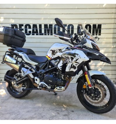TRK 502 - 502X ADVENTURE WORLD 2016 -